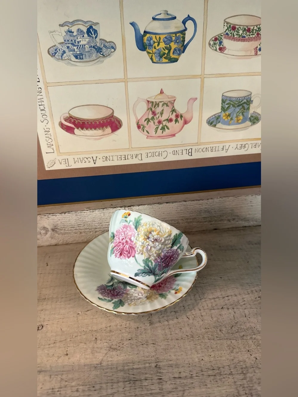 Paragon England Chrysanthemum Tea Cup Light green background gold highlights